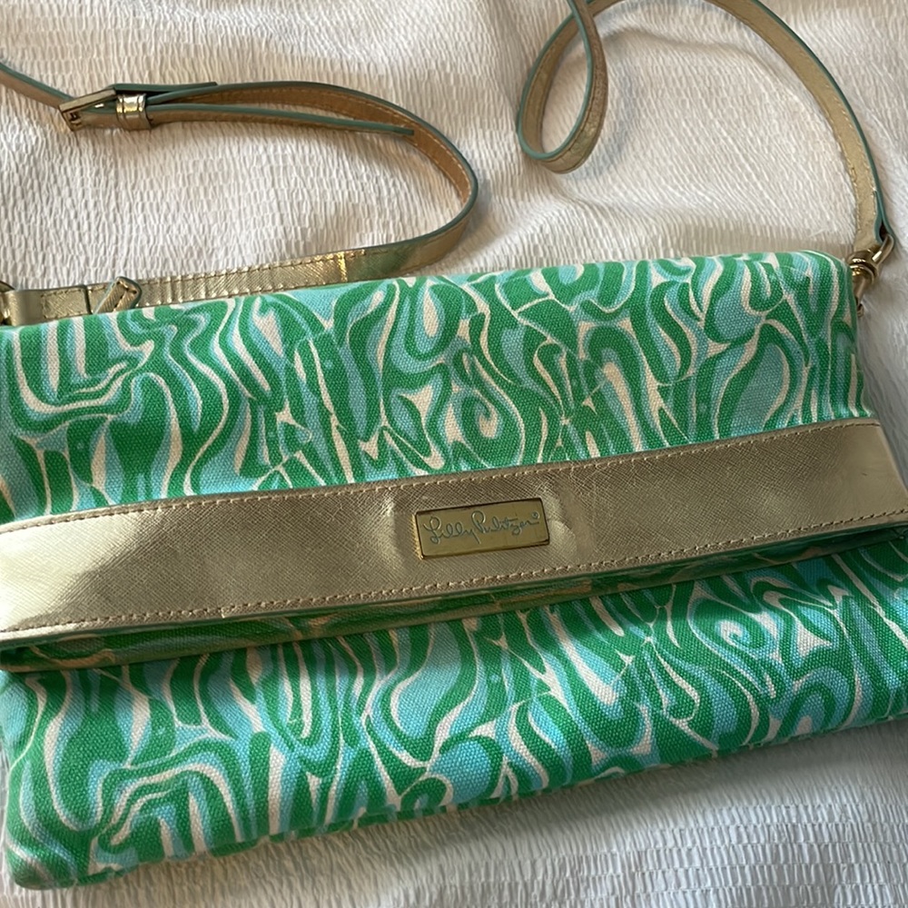 2 for $30 ~ Finders Keepers Lilly Pulitzer Crossbody Fold Over Clutch Purse
